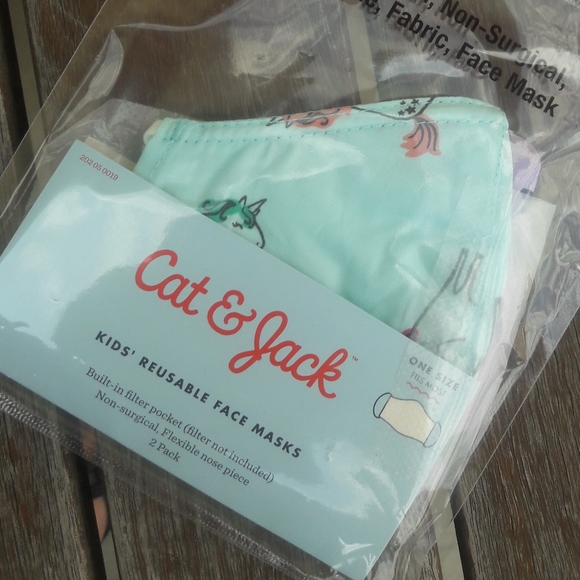 5 Girl's Face Masks 3 LOL Doll, 2 Cat & Jack - Picture 7 of 7